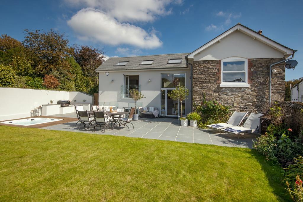 Bidders House rear external