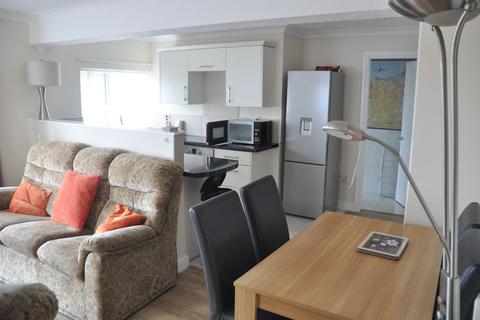 2 bedroom apartment to rent, Noloa, Trearrdur Bay , LL65