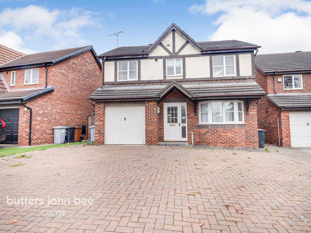James Atkinson Way, Crewe 4 bed detached house £280,000