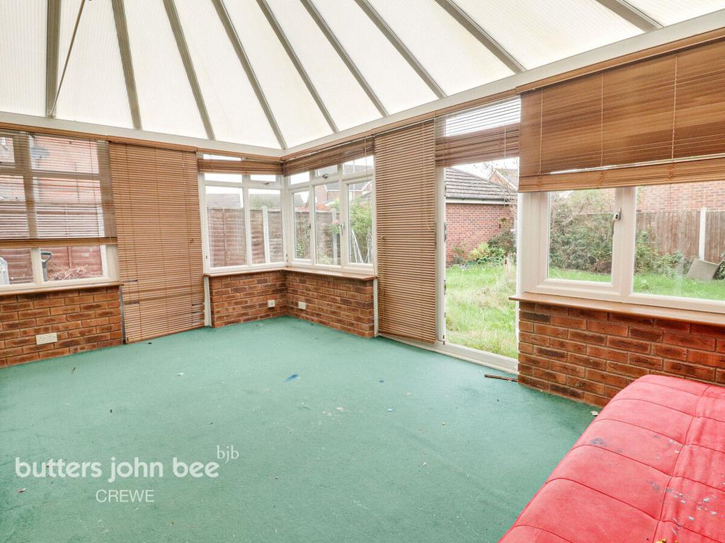 James Atkinson Way, Crewe 4 bed detached house £280,000