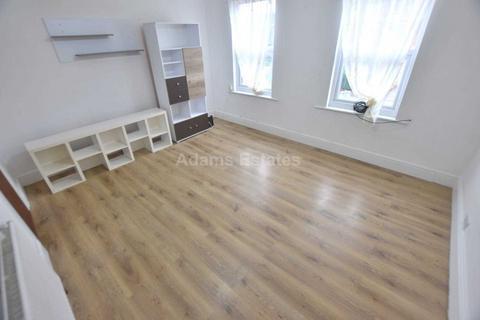 2 bedroom flat to rent, Oxford Road, Reading