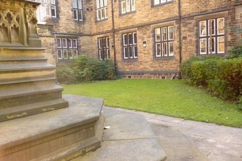 5 bedroom house to rent, Blenheim Grove, Leeds