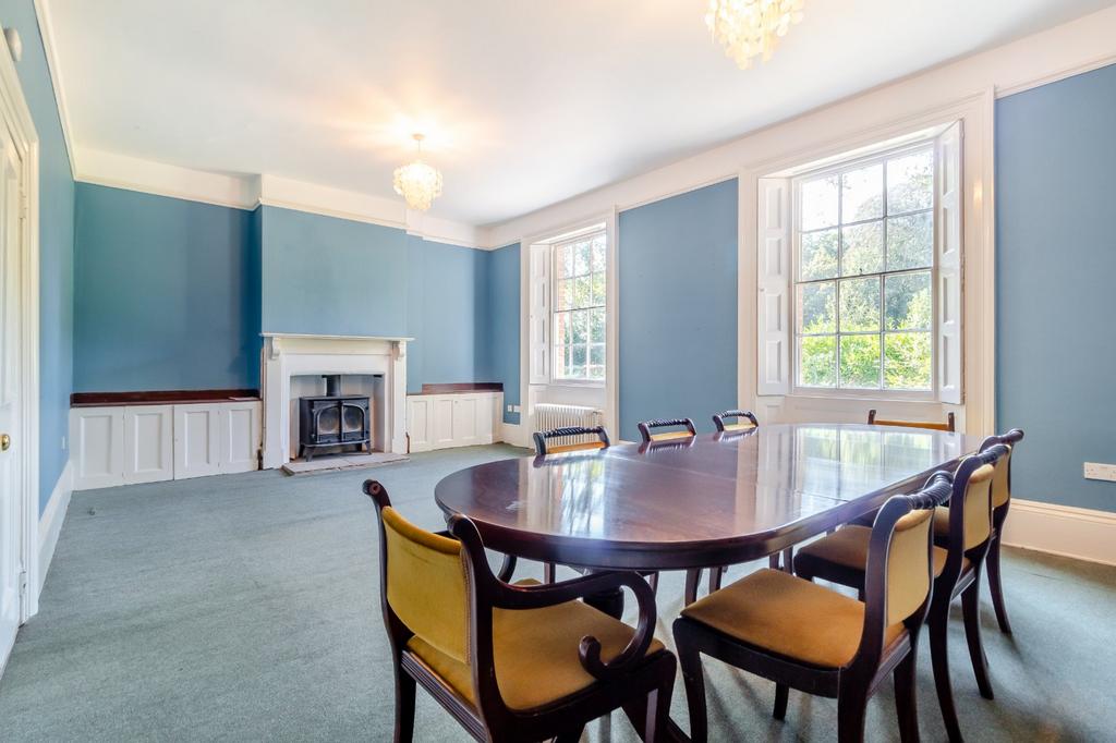 Knapton Road, Trunch, North Walsham, Norfolk, NR28 8 bed detached house