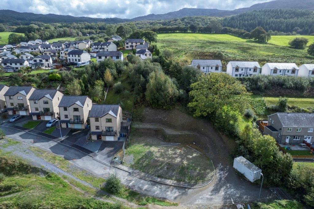 Plot 7 & 8, Maesbrith, Dolgellau, LL40 1LF 4 bed property with land for