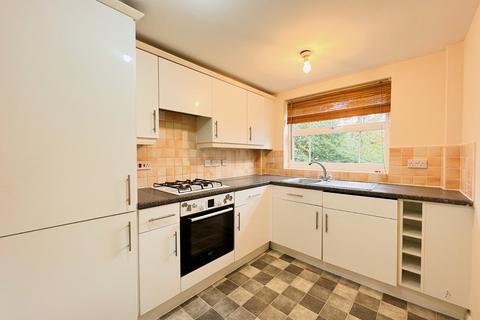 2 bedroom flat to rent, Maryport Drive, Timperley, Altrincham, Cheshire, WA15