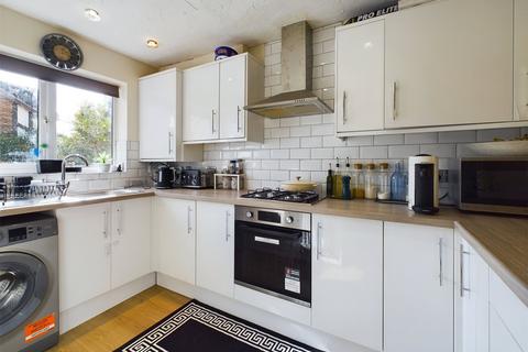 undefined, Walsh Avenue, Warfield, Berkshire, RG42