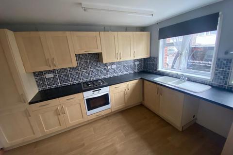 30 Temple Crescent, Tiverton, EX16 4AY