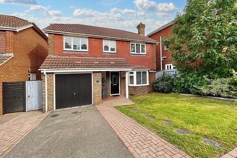 4 bedroom detached house for sale, Telscombe Close, Peacehaven BN10