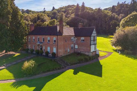 7 bedroom country house for sale - Church Drive, Shelsley Walsh, Worcestershire WR6 6RP