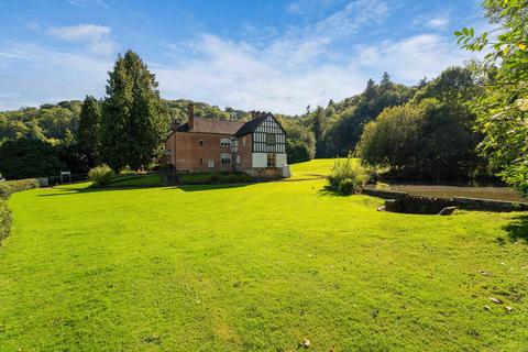 7 bedroom country house for sale, Church Drive Shelsley Walsh, Worcestershire, WR6 6RP