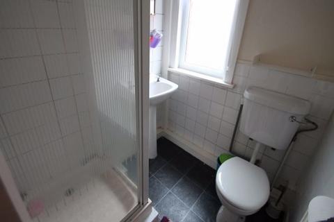 5 bedroom house to rent, Manor Terrace, Leeds