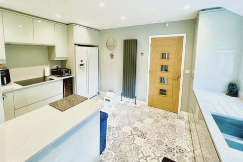 4 bedroom detached house for sale, Bassleton Lane, Thornaby, Stockton, Stockton-on-Tees, TS17 0LD
