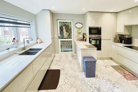 4 bedroom detached house for sale, Bassleton Lane, Thornaby, Stockton, Stockton-on-Tees, TS17 0LD