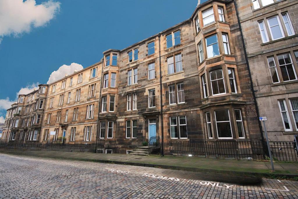 Leslie Place, Stockbridge, Edinburgh... 1 bed flat £1,195 pcm (£276 pw)