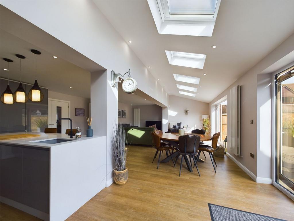 Kitchen / breakfast / dining / living room