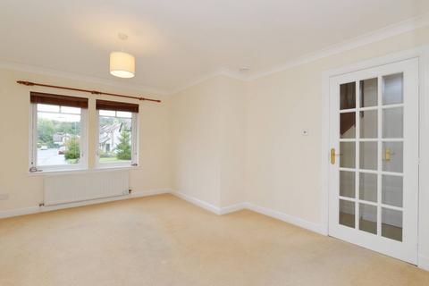12 Bellerophon Drive, Penicuik, EH26 8NU