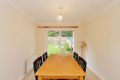 12 Bellerophon Drive, Penicuik, EH26 8NU