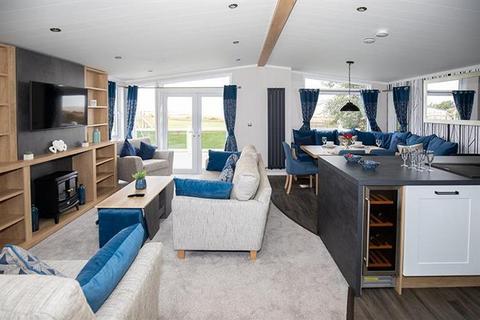 3 bedroom holiday park home for sale, Hillway Road, Bembridge, Isle of Wight PO35