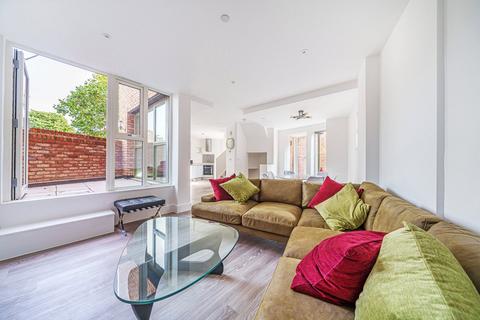 3 bedroom apartment for sale - Edgewood Mews, Finchley, N3