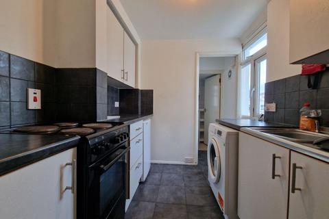 3 bedroom maisonette to rent, Stanley Road, BRIGHTON BN1