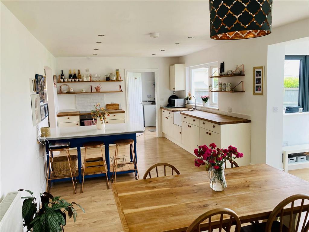 Kitchen / Diner