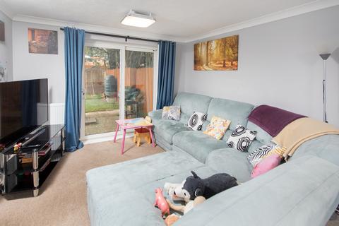 30 Deveron Walk, Corby, NN17 2JX