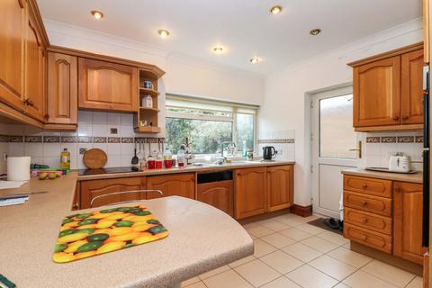 2 bedroom detached house for sale, Copthall Lane, Chalfont St. Peter, Gerrards Cross, SL9