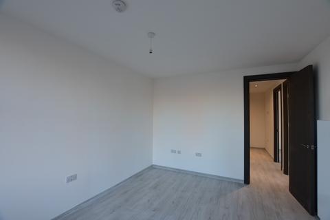 2 bedroom flat to rent, Midgate, City Centre, Peterborough, PE1