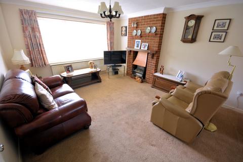 23 Greenhayes, Broadstone, BH18 8LZ