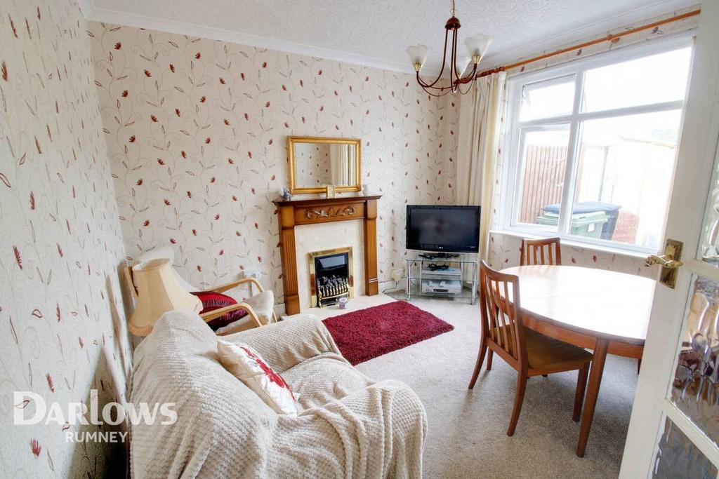 Claremont Crescent, Cardiff 3 bed semidetached house for sale £270,000