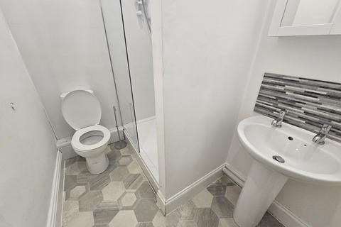 5 bedroom house to rent, Providence Avenue, Leeds