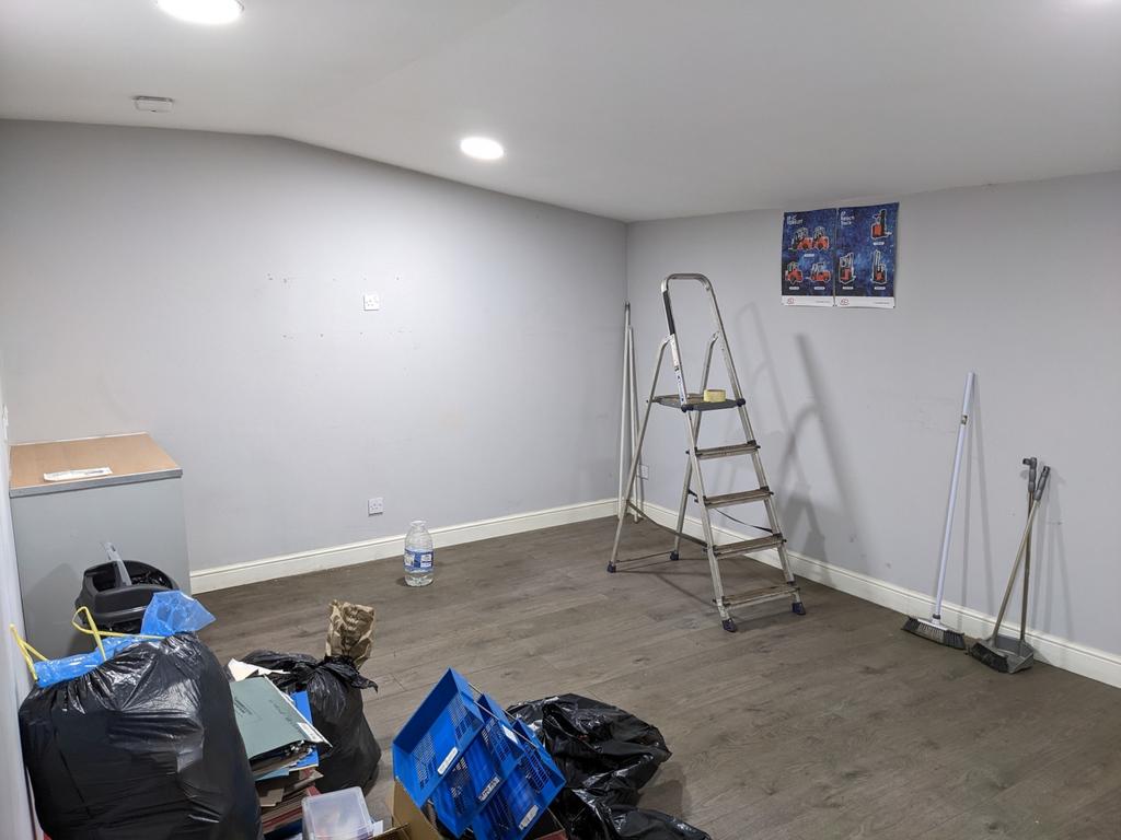 Unit 8 - Upstairs Office 2