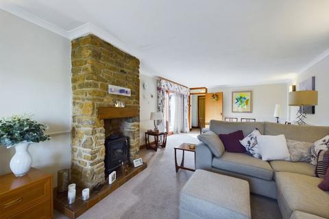 Home Farm Lodge Bakers Lane, Norton, Daventry, NN11 2EL