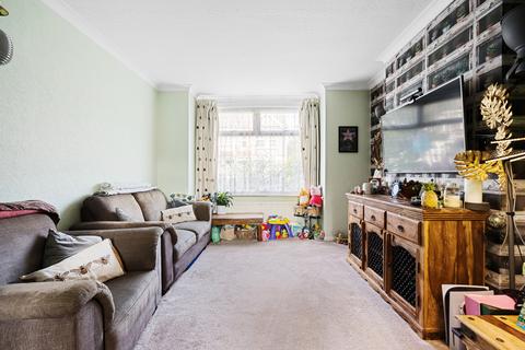 2 Capri Road, Addiscombe, Croydon, CR0 6LE
