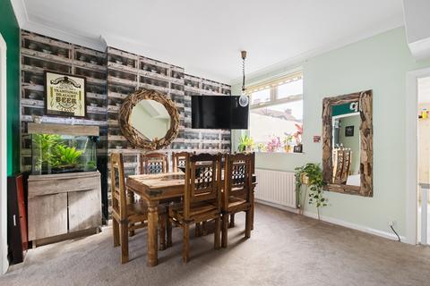 2 Capri Road, Addiscombe, Croydon, CR0 6LE