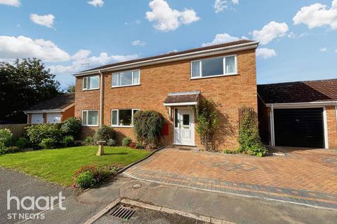 5 bedroom detached house for sale, Rectory Close, St Neots