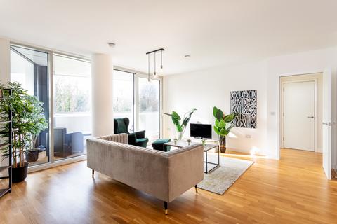 1 bedroom flat to rent, Edmunds House, Colonial Drive, London W4