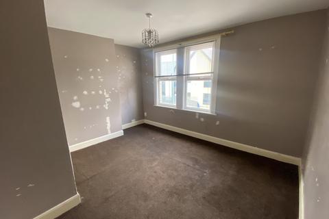 1 bedroom flat for sale, 412b Canterbury Street, Gillingham, Kent, ME7