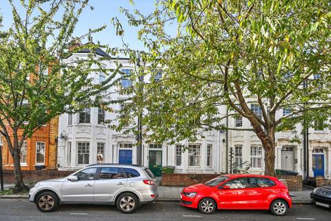2 bedroom flat to rent, Hackford Road, Stockwell, London SW9 0RG