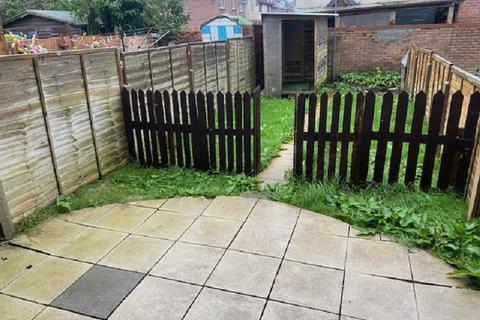 13 Graig Y Darren, Godrergraig, Swansea, SA9 2DW
