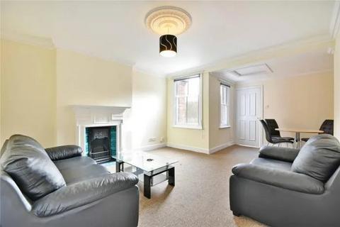 2 bedroom flat to rent, Dartmouth Road, Kilburn