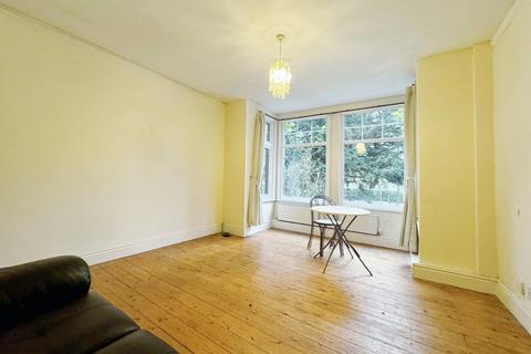 2 bedroom flat to rent, Lapwing Lane, West Didsbury, Manchester, M20