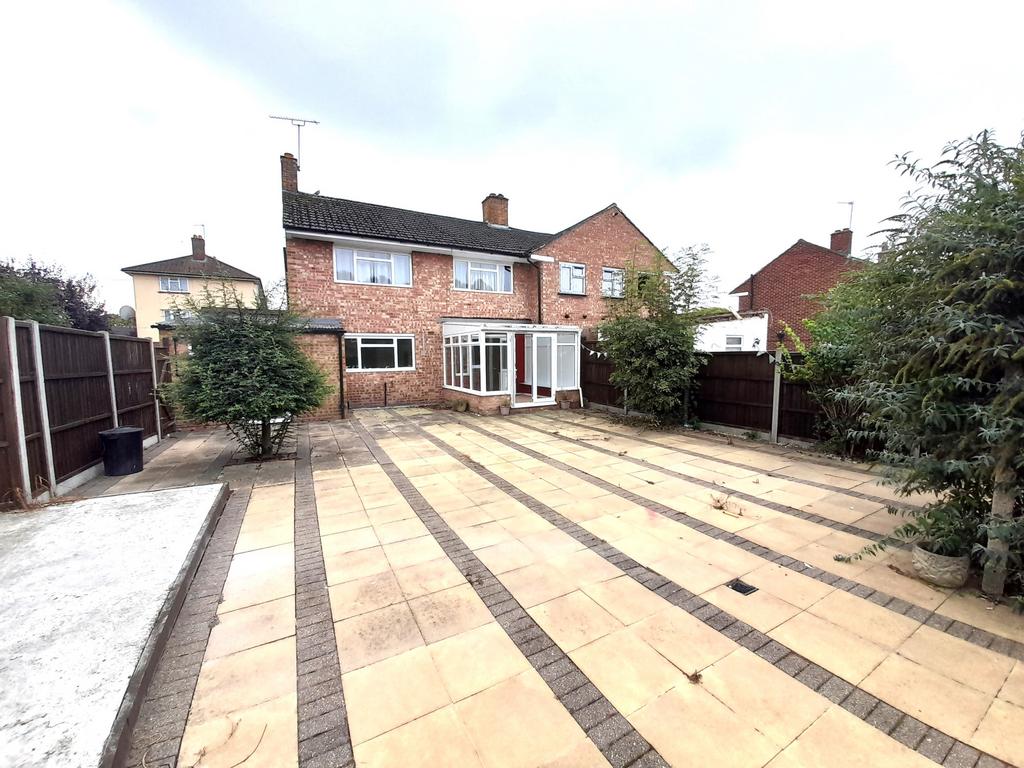 Heather Lane, West Drayton, Greater London, UB7 3 bed semidetached
