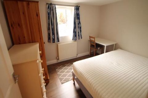 5 bedroom house to rent, Wrangthorne Terrace, Leeds