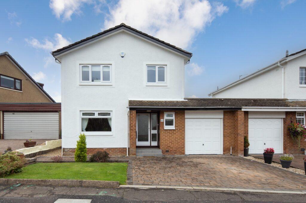 Laigh Road, Newton Mearns 3 bed link detached house for sale £365,000