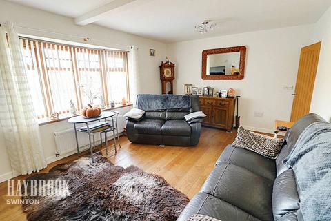 19 Crane Moor Close, Harlington, Doncaster, DN5 7JW