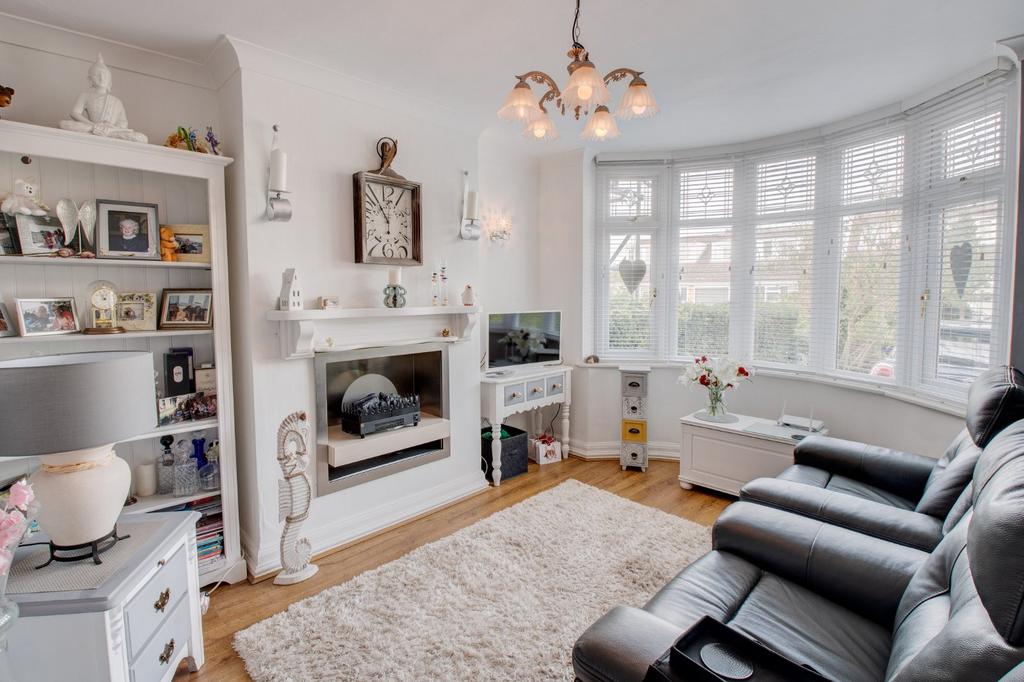 Staple Flat, Lickey End, Bromsgrove... 3 bed semidetached house £390,000