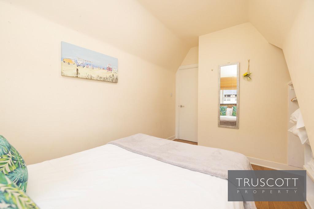 Double Bedroom 2