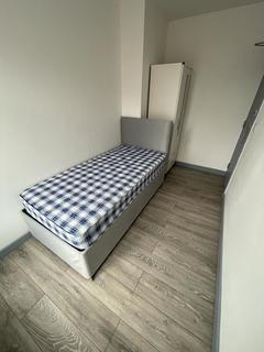 154 Derby Road, Salford, M5 5BB