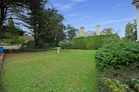 15 Brunstead Road, Poole, BH12 1EJ